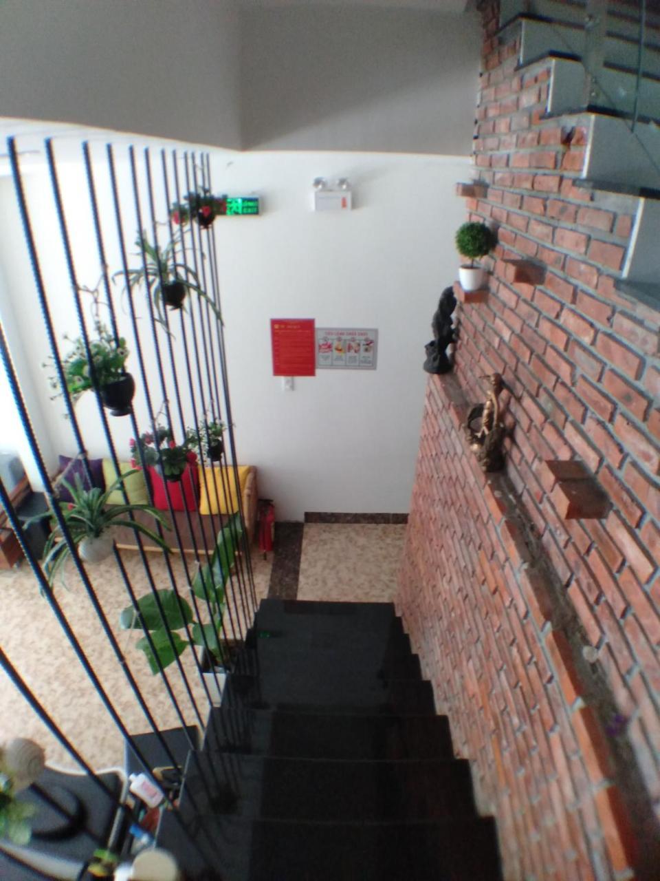 Homestay XI Trum ダナン市 エクステリア 写真